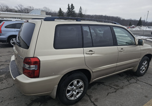 2004 Toyota Highlander V6 AWD 3rd Row