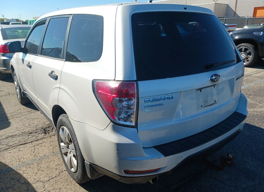 2010 Subaru Forester 2.5X Manual