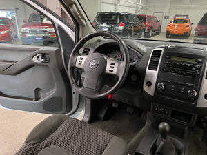 2012 Nissan Frontier SV King Cab 4WD Manual