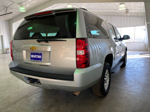 2013 Chevrolet Suburban 2500 4WD