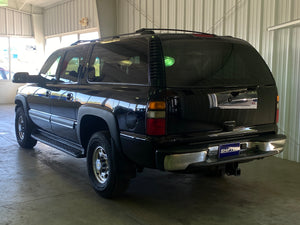 2004 Chevrolet Suburban 2500 LT 4WD 8.1L