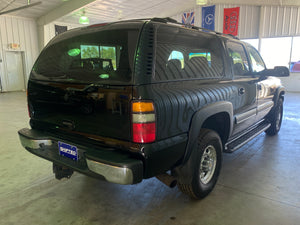 2004 Chevrolet Suburban 2500 LT 4WD 8.1L