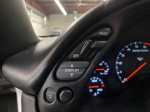 2004 Chevrolet Corvette Coupe Silver Heads up display