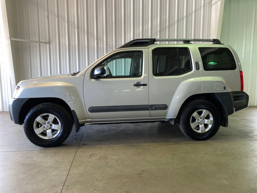 2013 Nissan Xterra S 4WD Manual