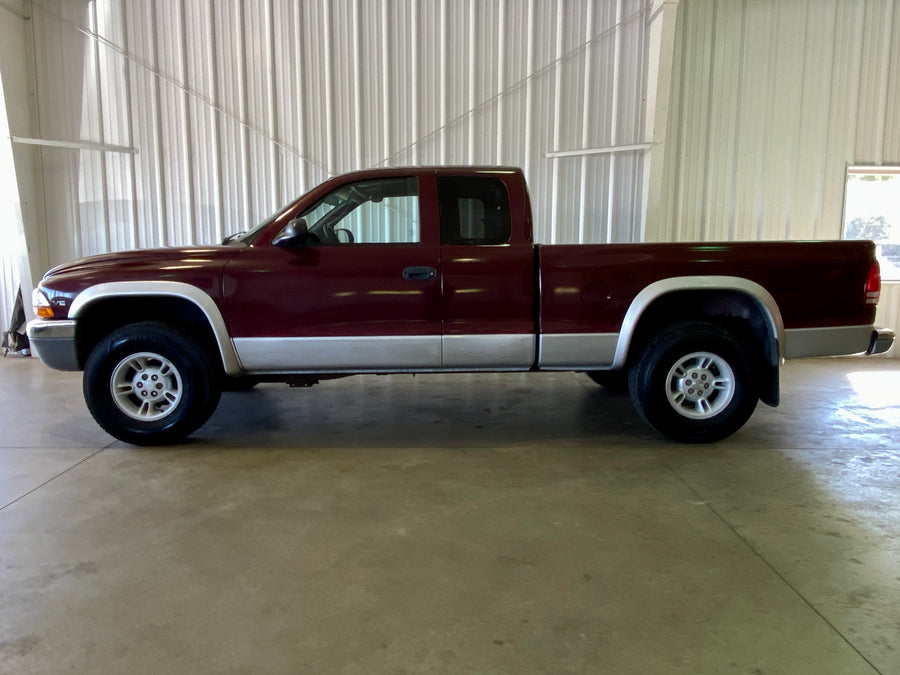 2000 Dodge Dakota Ex Cab 4WD V8 Manual