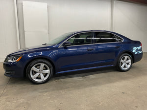 2013 Volkswagen Passat 2.5L SE Manual