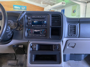 2004 Chevrolet Suburban 2500 LT 4WD 8.1L