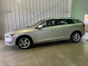 2015 Volvo V60 T5 Premier AWD