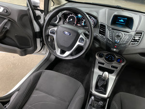 2015 Ford Fiesta SE Manual