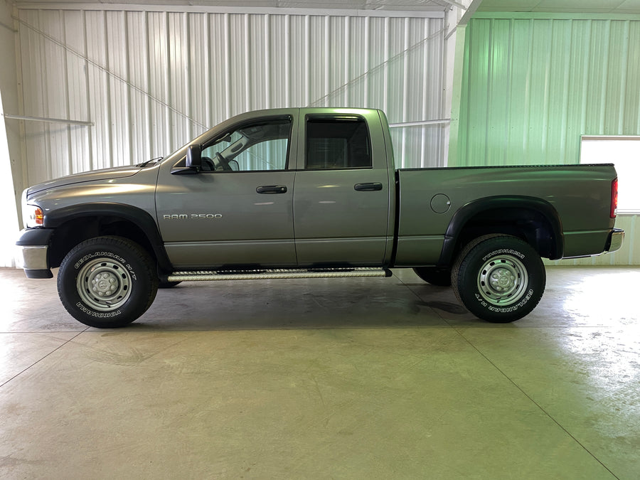 2005 Dodge Ram 2500 ST 4WD Manual