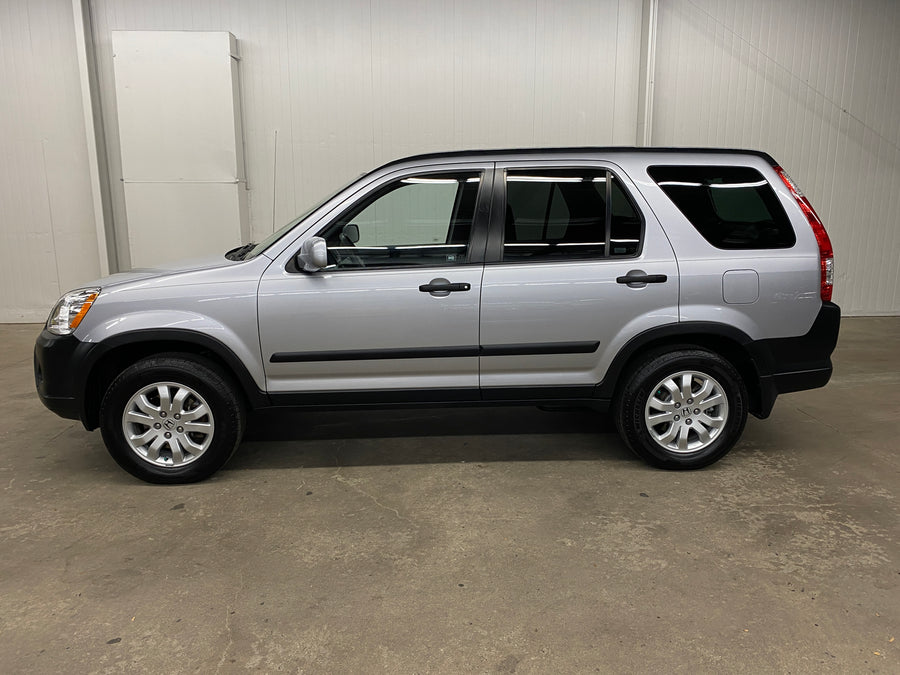 2005 Honda CR-V AWD Manual