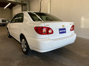 2005 Toyota Corolla LE