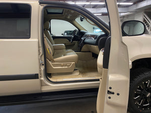 2007 Chevrolet Suburban 2500 LT 4WD