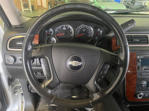 2009 Chevrolet Suburban 2500 4WD 2LT 8 Passenger