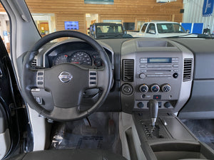 2004 Nissan Titan LE Crew Cab 5.6L 4WD