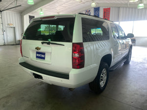 2009 Chevrolet Suburban 2500 4WD 2LT 8 Passenger