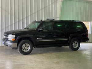 2004 Chevrolet Suburban 2500 4WD LT 8.1L