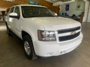 2009 Chevrolet Suburban 2500 4WD 2LT 8 Passenger