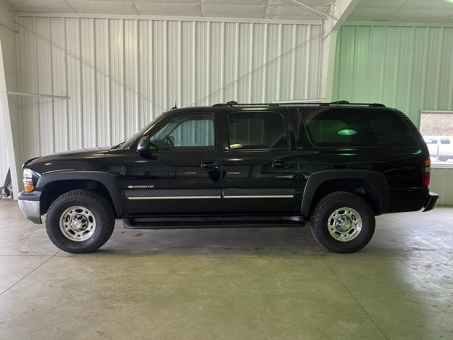 2004 Chevrolet Suburban 2500 4WD LT 8.1L