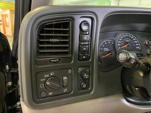 2004 Chevrolet Suburban 2500 4WD LT 8.1L