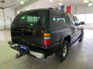 2004 Chevrolet Suburban 2500 4WD LT 8.1L