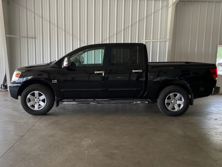 2004 Nissan Titan LE Crew Cab 5.6L 4WD