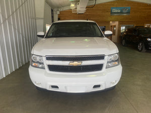 2009 Chevrolet Suburban 2500 4WD 2LT 8 Passenger