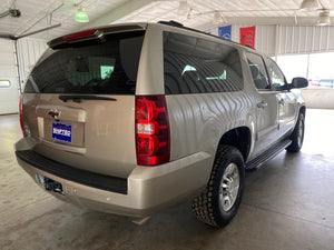 2009 Chevrolet Suburban 2500 4WD 8 Passenger