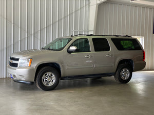 2009 Chevrolet Suburban 2500 4WD 8 Passenger