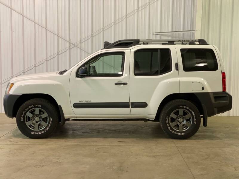 2010 Nissan Xterra Off Road 6-Speed Manual