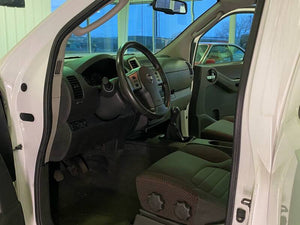 2010 Nissan Xterra Off Road 6-Speed Manual