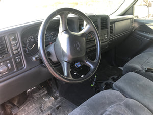 2002 Chevrolet Silverado 2500 (With plow!)