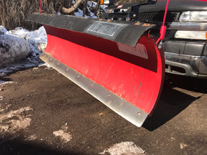 2002 Chevrolet Silverado 2500 (With plow!)