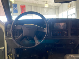 2006 GMC Sierra 2500 SLE Crew Cab 4WD