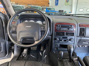 2004 Jeep Grand Cherokee Limited 4WD V8