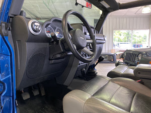 2010 Jeep Wrangler Sahara 4WD Manual