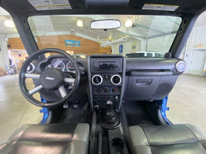 2010 Jeep Wrangler Sahara 4WD Manual