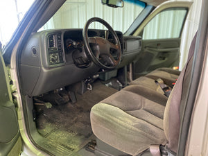 2005 Chevrolet Silverado LS Short Bed 4WD