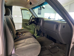 2005 Chevrolet Silverado LS Short Bed 4WD