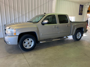 2009 Chevrolet Silverado Crew Cab 4WD LT