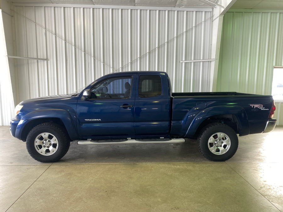 2005 Toyota Tacoma Access Cab 4.0L V6 4WD Manual