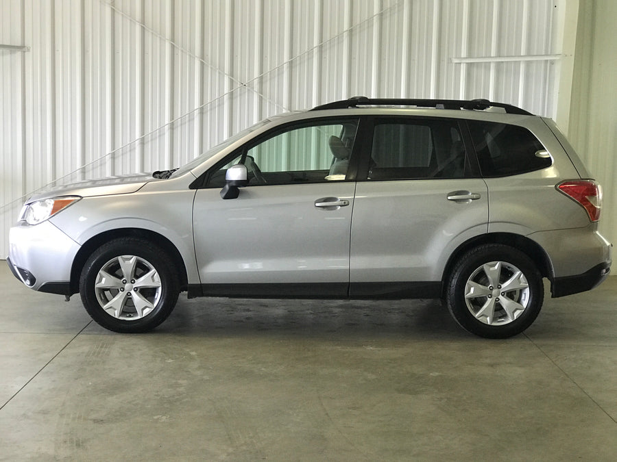 2016 Subaru Forester 2.5 Premium Manual