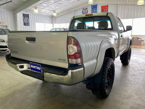 2009 Toyota Tacoma Reg Cab 4WD Manual