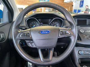 2015 Ford Focus SE Manual