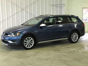 2017 Volkswagen Golf Alltrack 6-Speed Manual