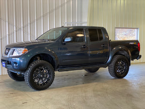 2013 Nissan Frontier PRO-4X 6-Speed Manual