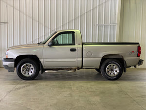 2005 Chevrolet Silverado LS Short Bed 4WD