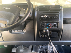 2005 Jeep Wrangler X 4.0L Manual