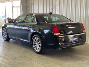 2017 Chrysler 300 AWD C