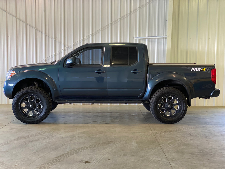 2013 Nissan Frontier PRO-4X 6-Speed Manual